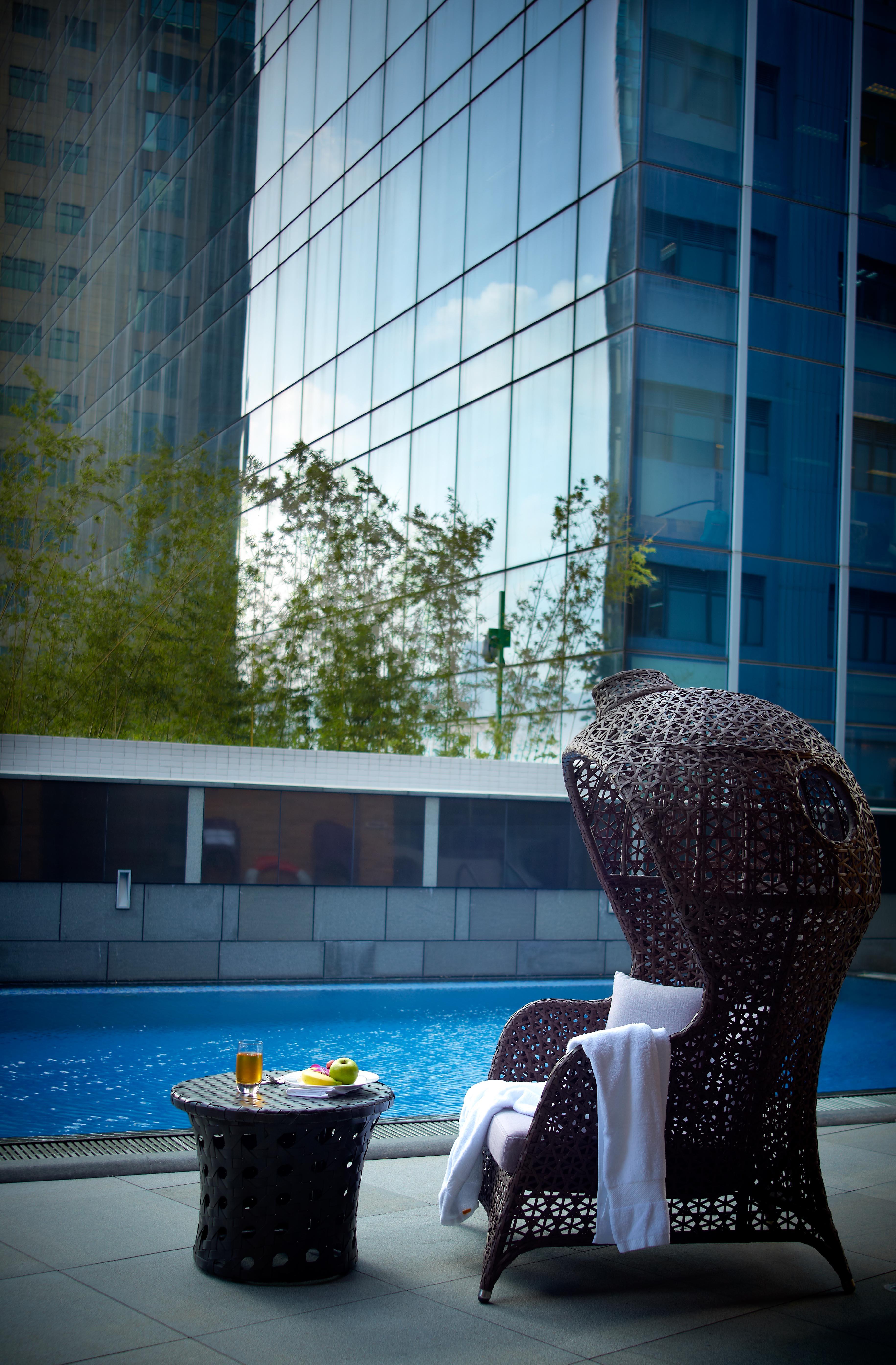 Dorsett Kwun Tong, Hong Kong Hotel Exterior photo