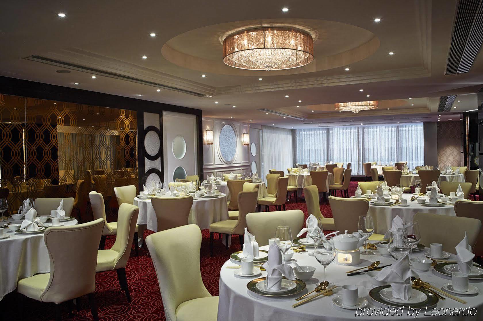 Dorsett Kwun Tong, Hong Kong Hotel Exterior photo